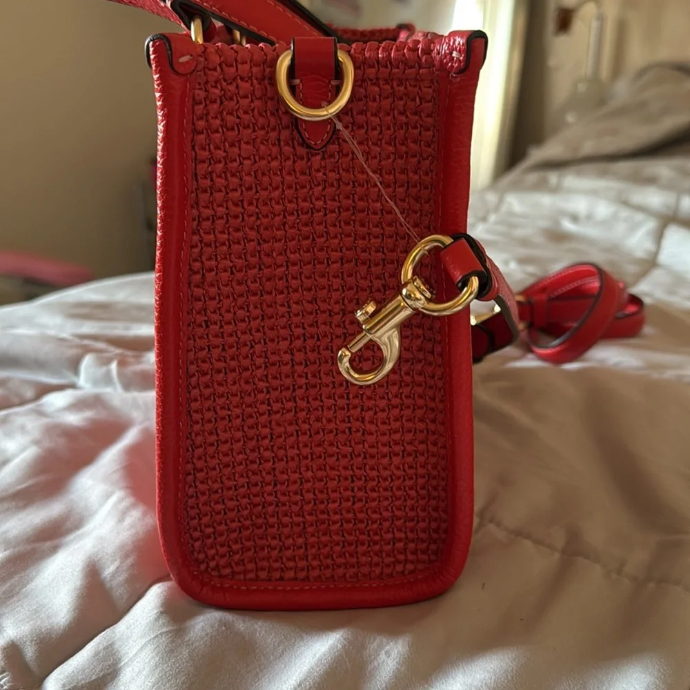 Coach Dempsey Bag Miami Red like new - Picture 6 of 9